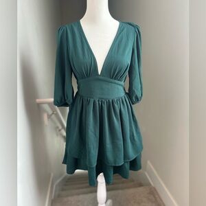 Asos Women's Emerald Green Tiered Mini Dress Open Back Size 4 Petite